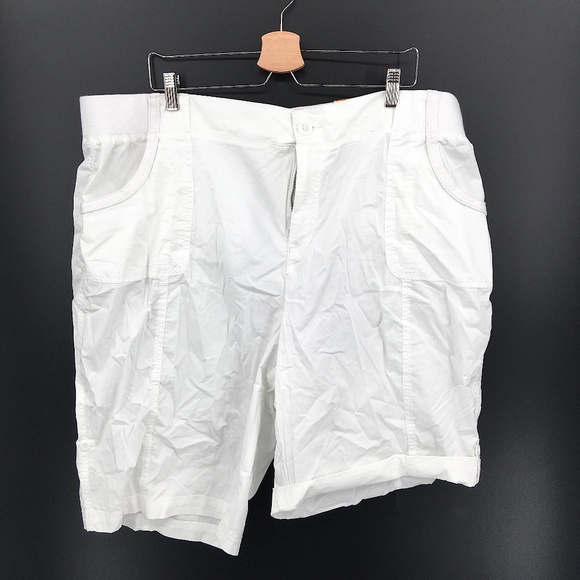 NEW Style & Co Bermuda Shorts roll cuff outdoor casual White 24W plus women's - Picture 1 of 13